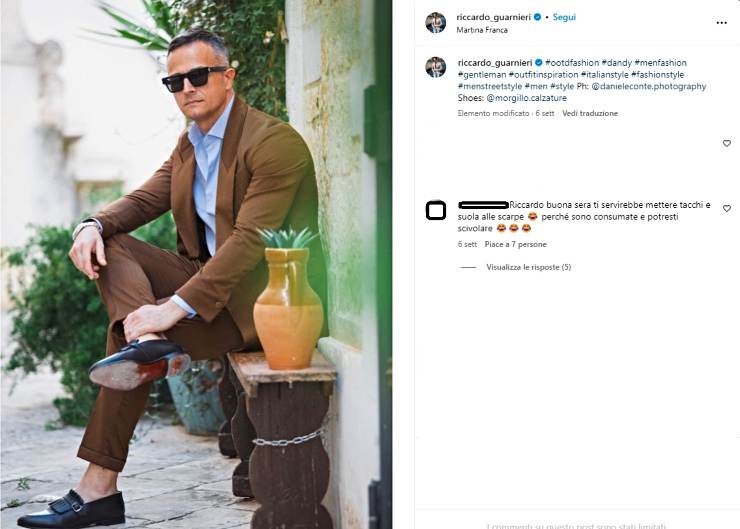 Riccardo Guarnieri su Instagram, le scarpe colpiscono i fan