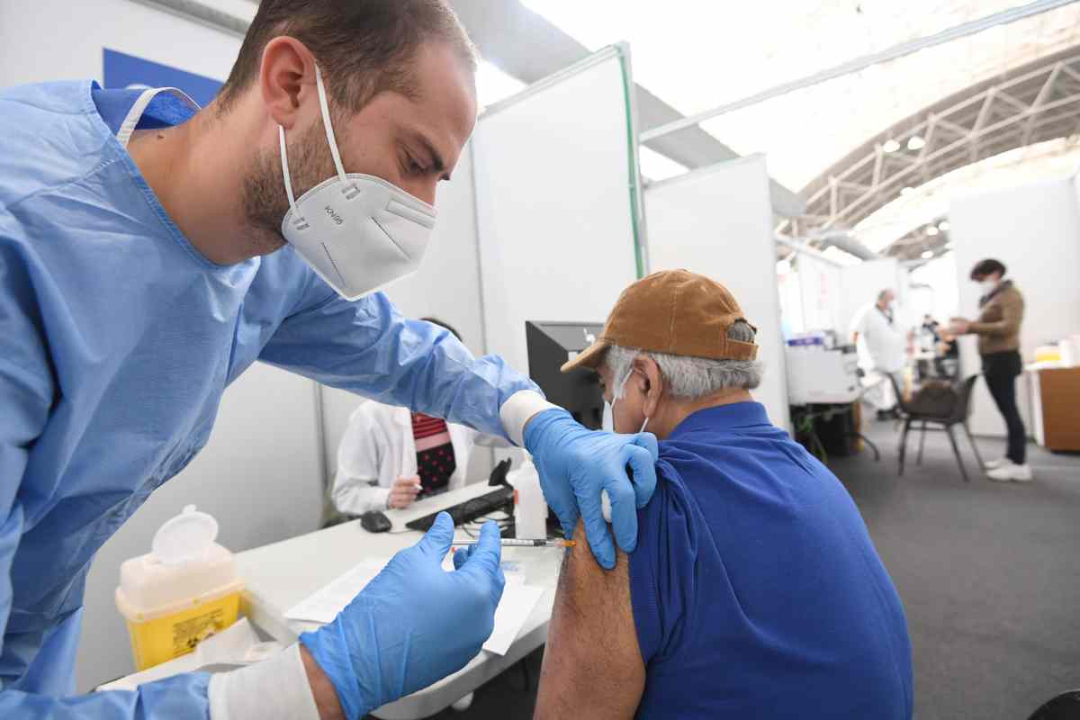 Covid: ad ottobre la campagna vaccinale in Lazio