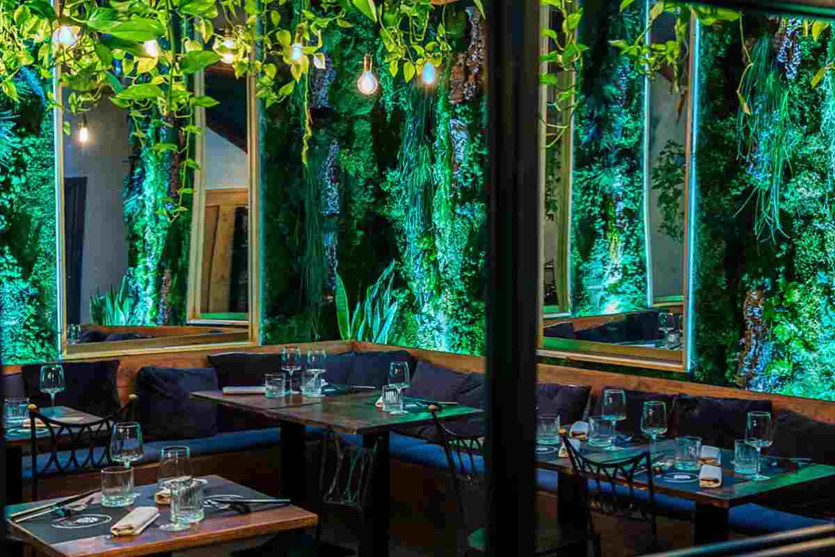 a roma c'è un ristorante che sembra una foresta