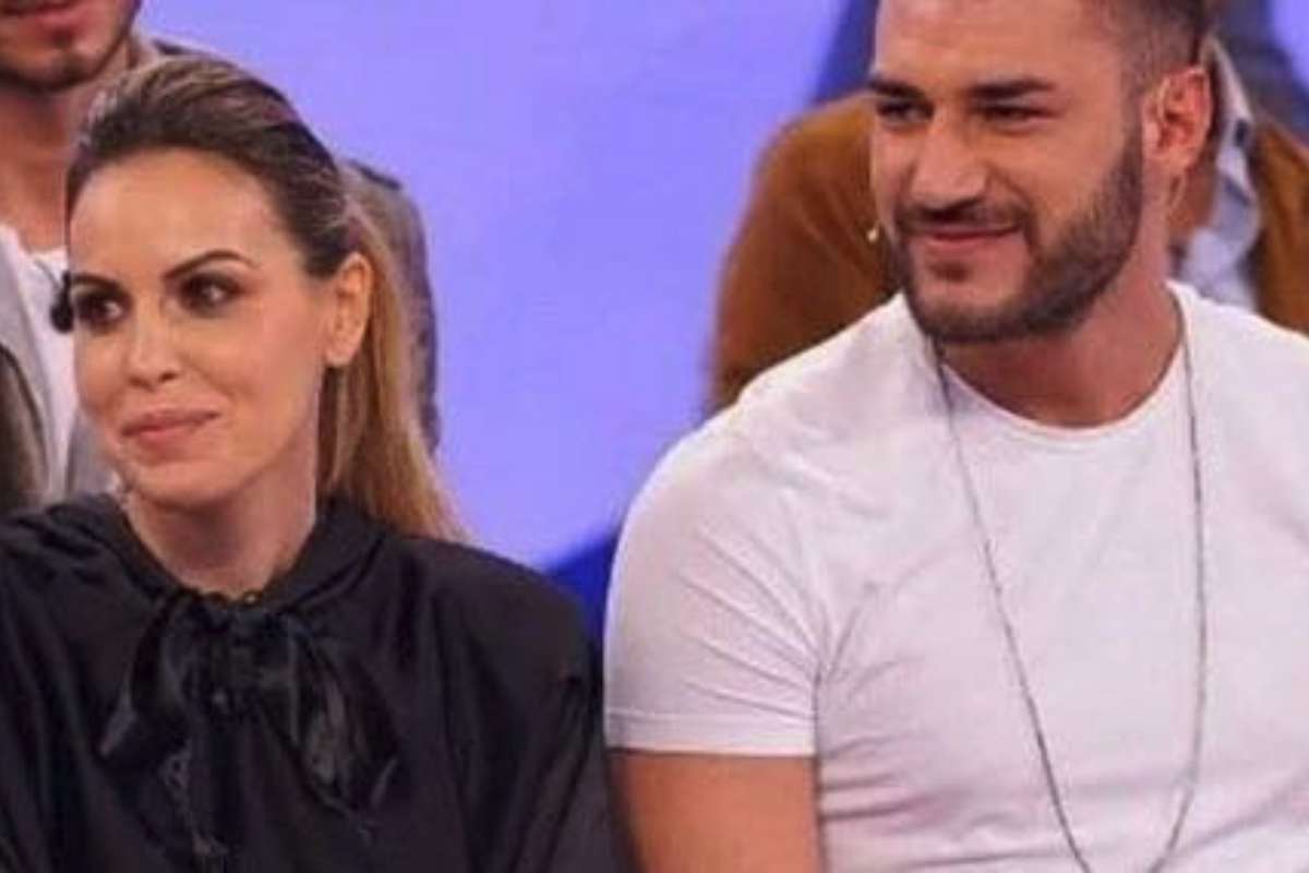 Claudia Dionigi e Lorenzo Riccardi, dall'incontro alla prima figlia: tutto su di loro