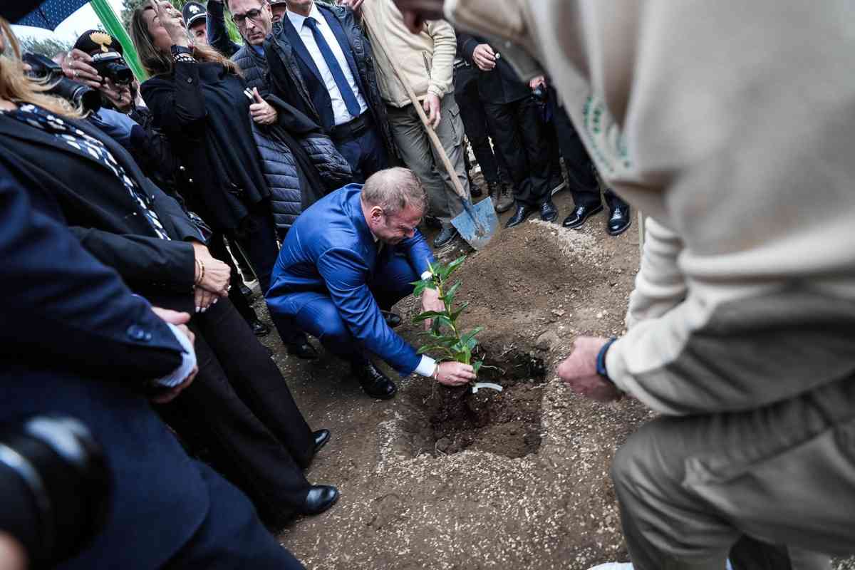 Ministro Lollobrigida a Caivano