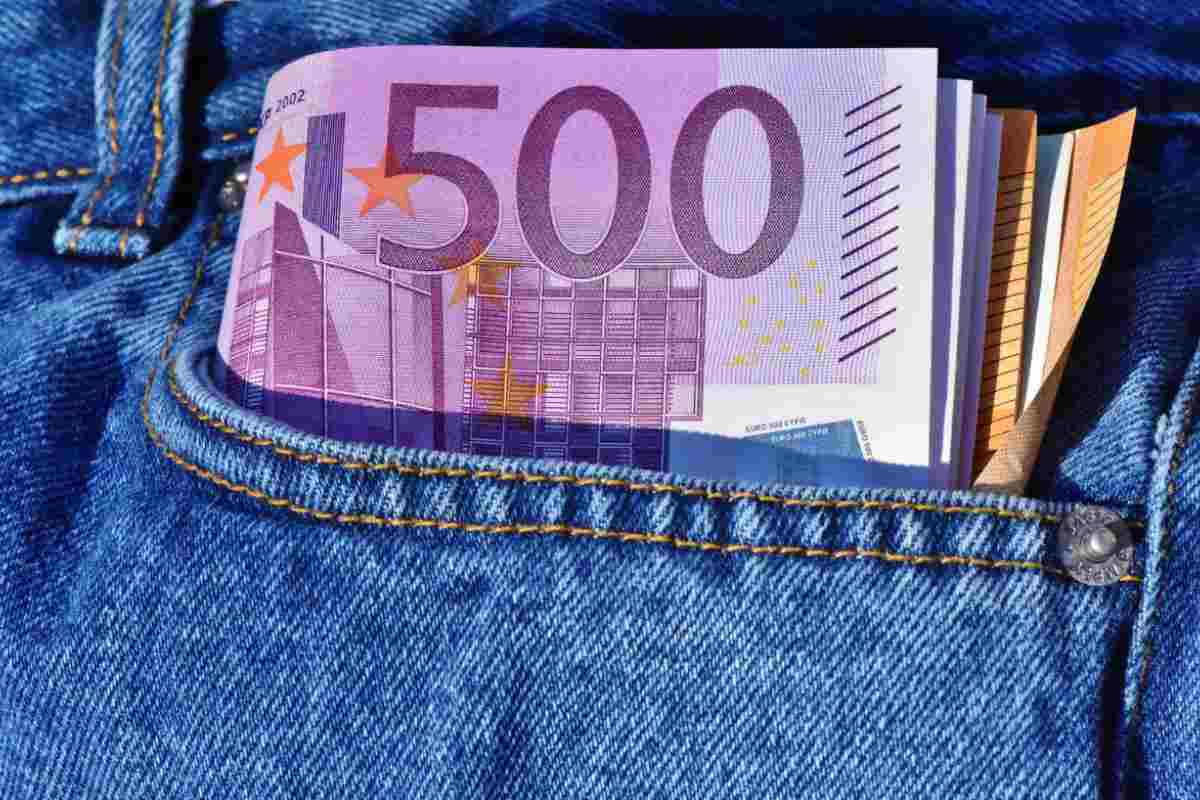 gli insegnanti precari riceveranno un bonus da 500 euro