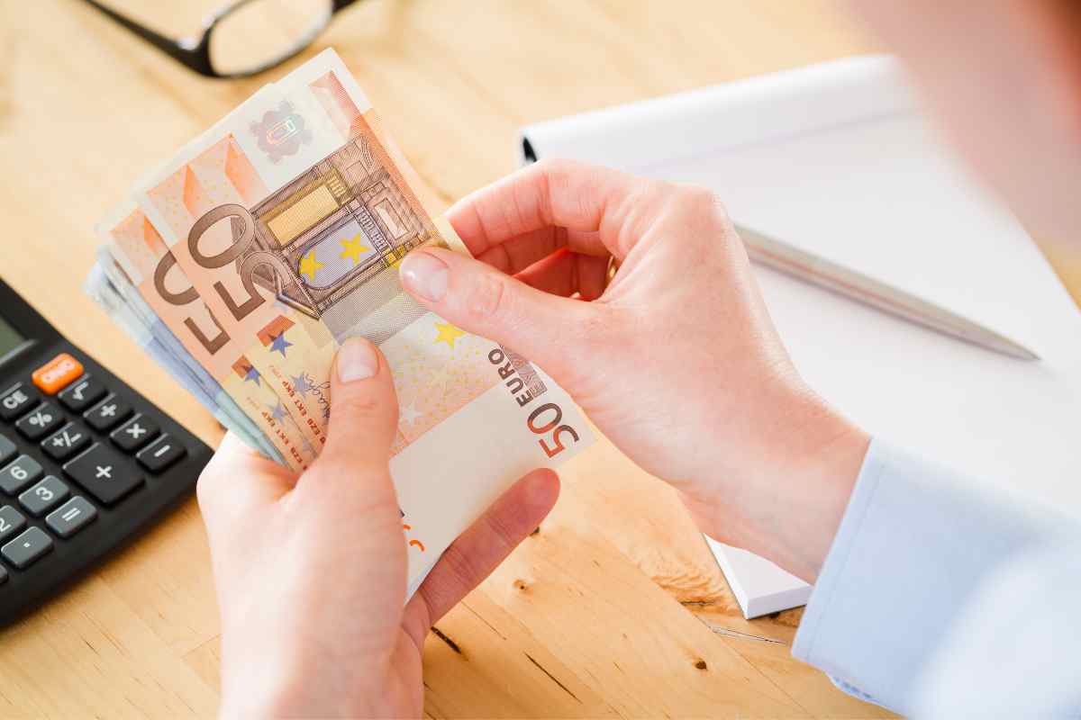 Bonus per le famiglie, come ottenere 100 euro