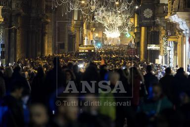 Un Natale sottotono per gli acquisti dei romani.