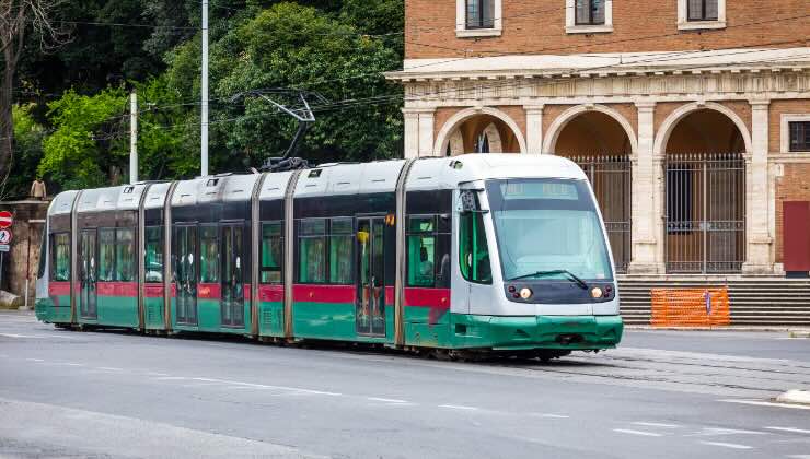Stop tram a Roma