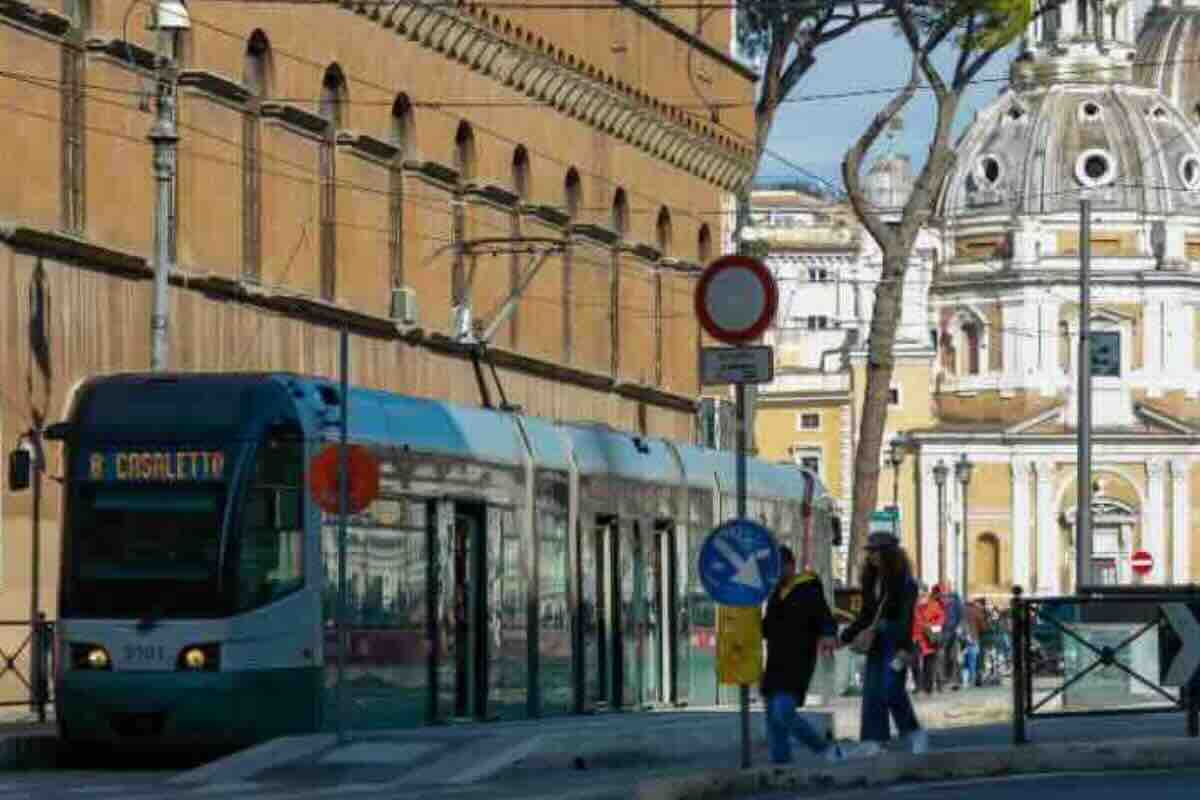Stop tram a Roma