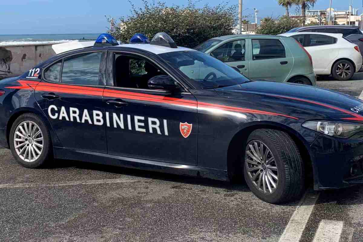 Ragazza violentata in stazione