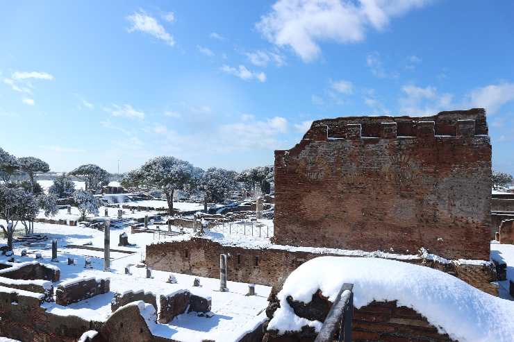 Roma sotto la neve