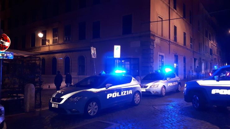 Auto polizia 