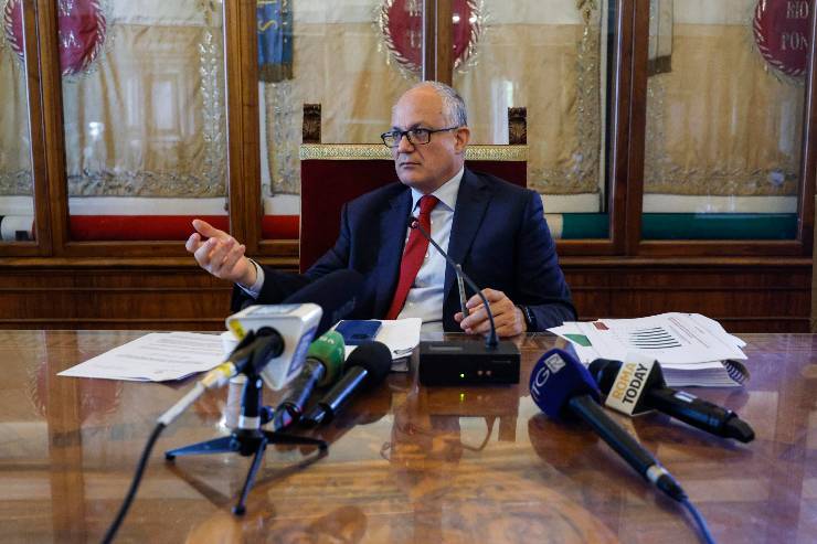 Il sindaco di Roma Roberto Gualtieri 