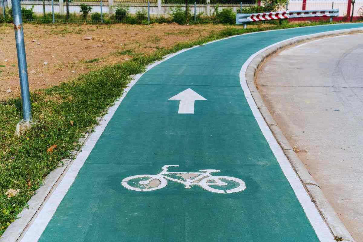 pista ciclabile verde