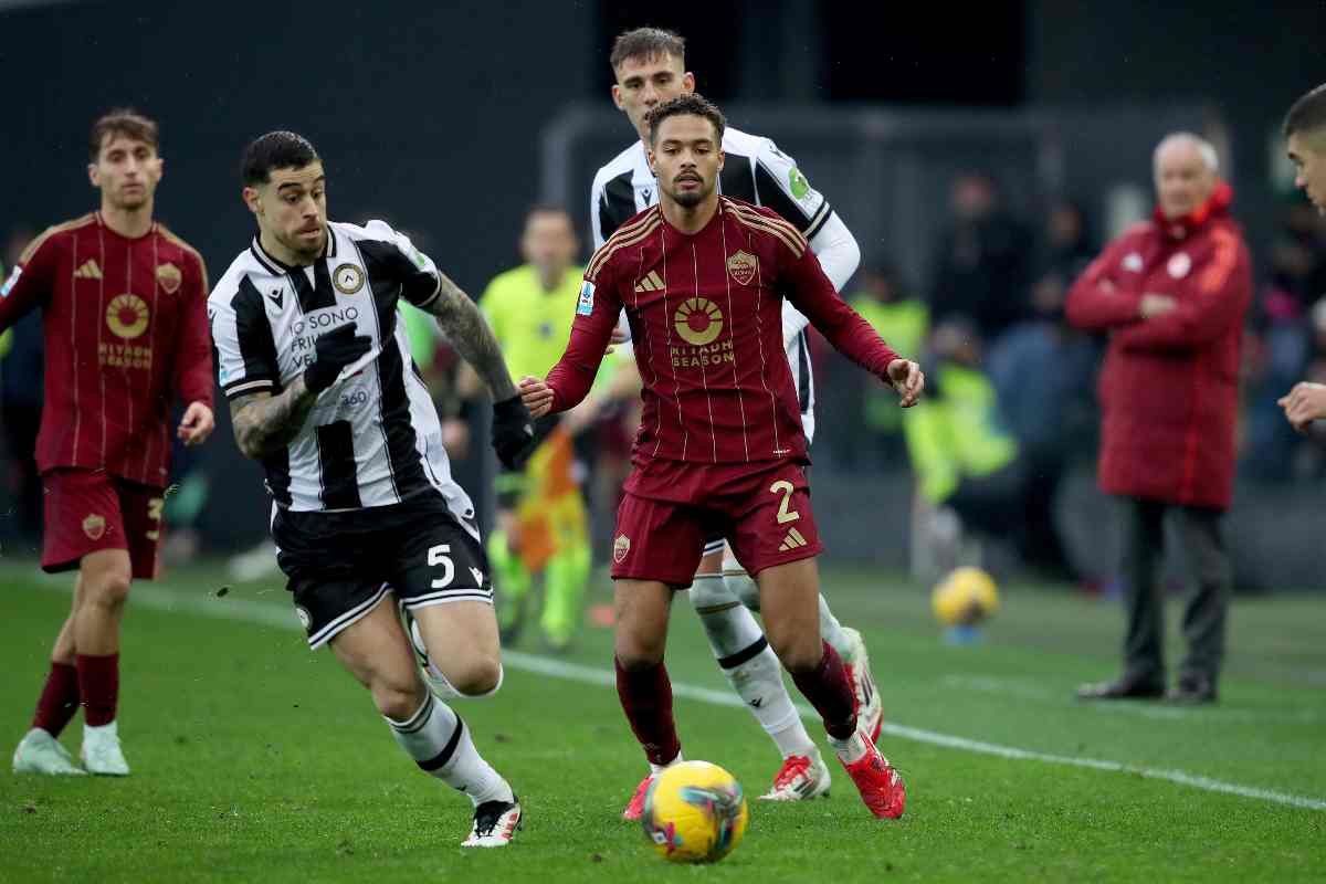 rensch in azione nella gara udinese roma