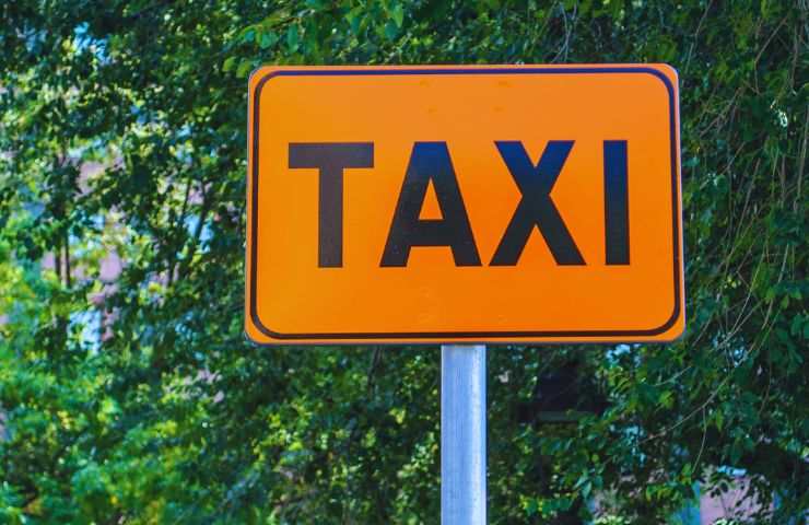 l'insegna dei taxi