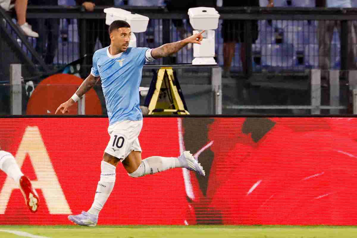 Mattia Zaccagni esulta dopo un gol al Verona