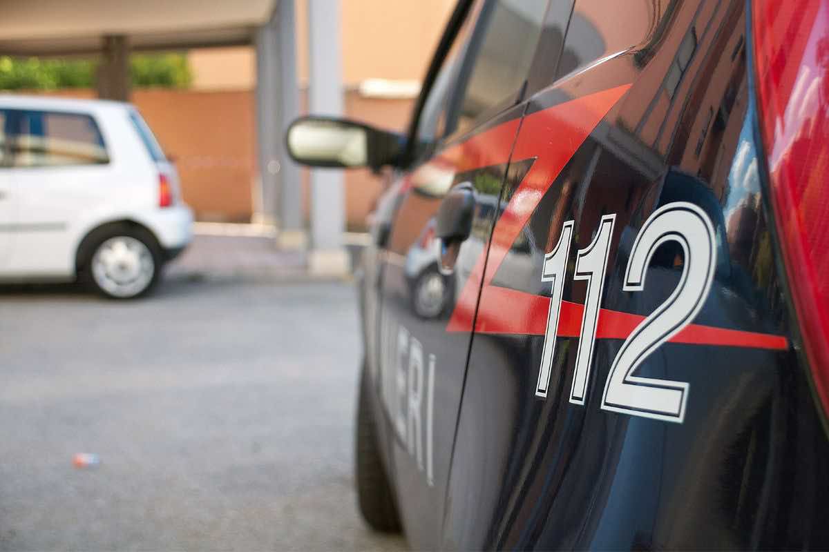 ladro roma nike bianche